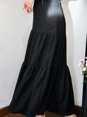 Textured black tiered skirt