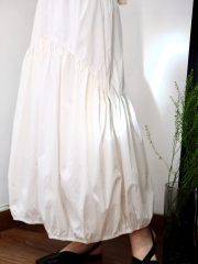 Puff ivory skirt