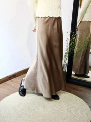 Hojicha glossy skirt