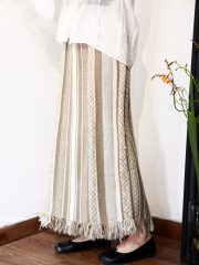 [MUST HAVE ITEM!!] Beige striped tassel skirt