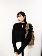 Noir fluffy outer set